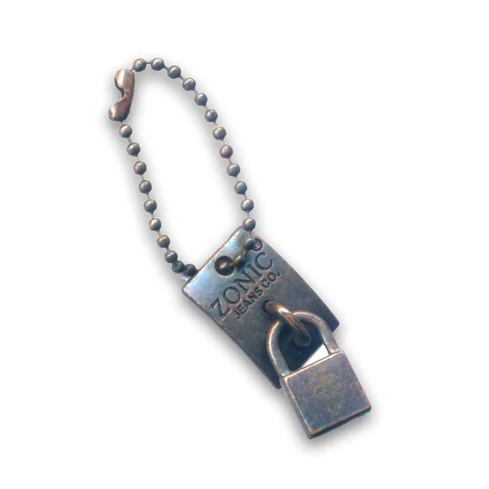 Custom Keychains Manufacturer – Silicone, Woven & Metal Keychains